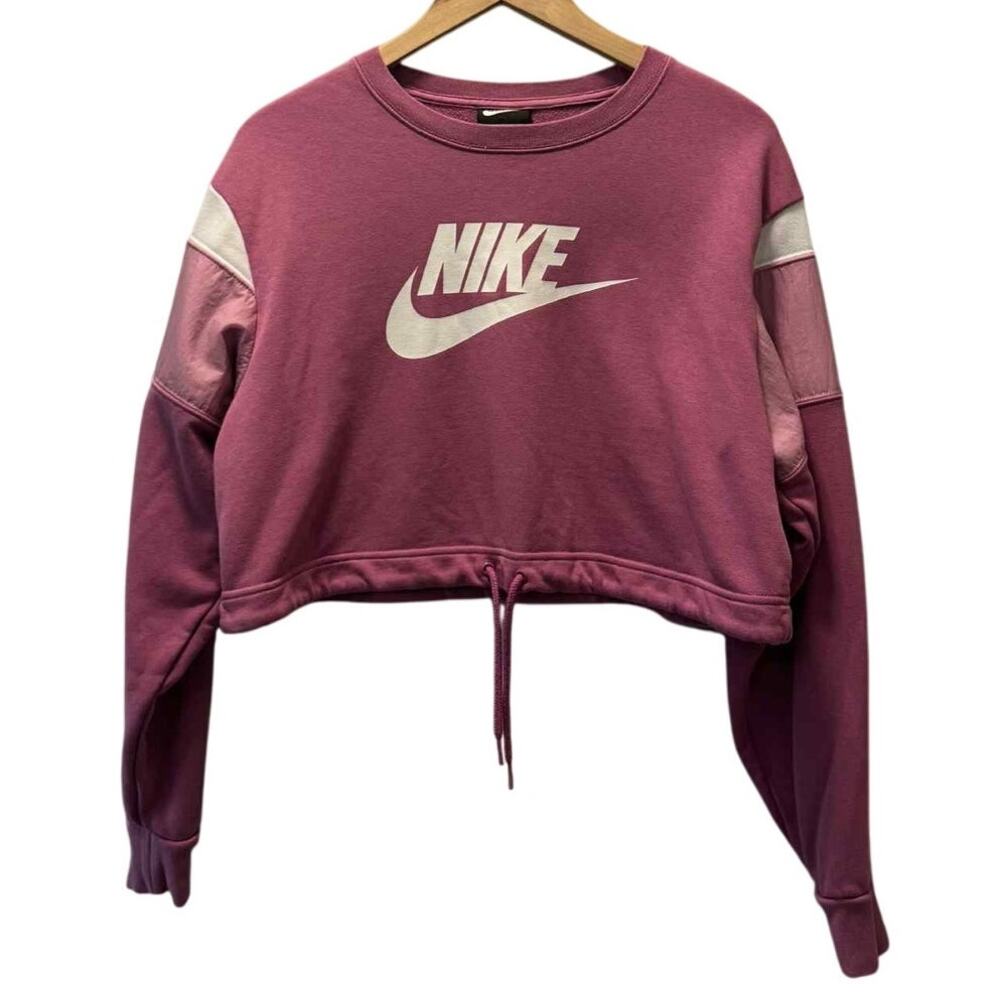Nike Women's Pink Cotton Long Sleeve Sportwear Cropped Sweatshirts Crop Medium